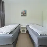 Apartment Monteurwohnungen In - Parkplatz - Einzelbetten - Waschmaschine Und Trockner *