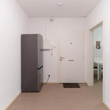 Monteurwohnungen In - Parkplatz - Einzelbetten - Waschmaschine Und Trockner * Trier